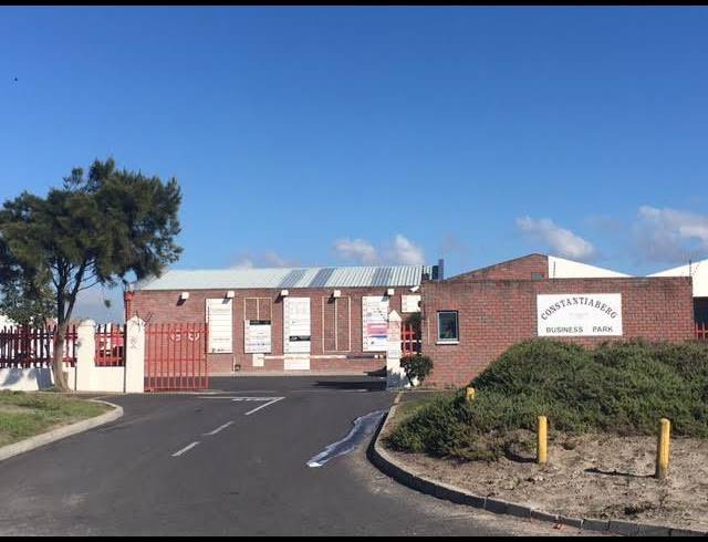 104M² WAREHOUSE RENTED IN DIEP RIVER